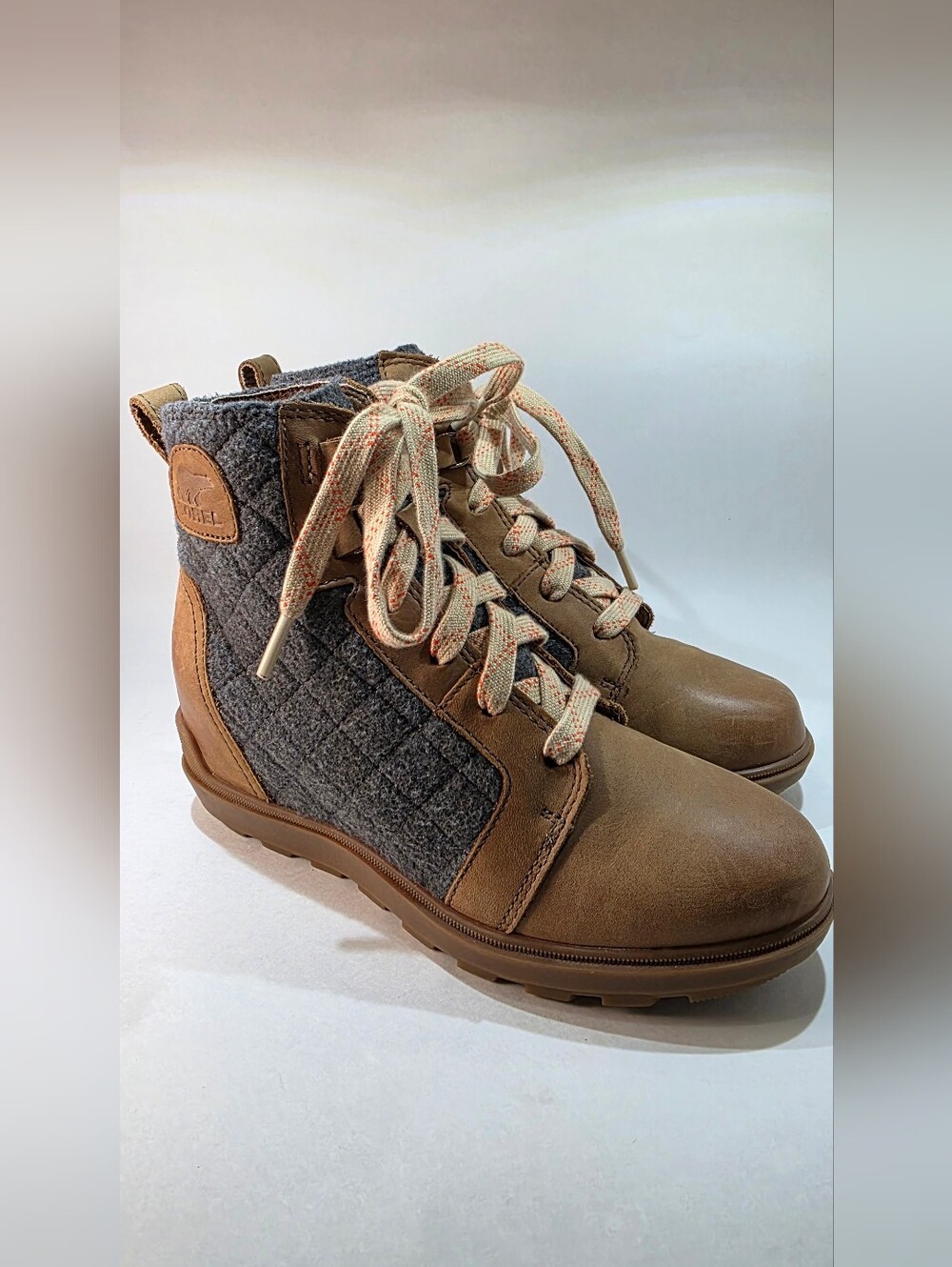 Sorel Evie II NW Lace Plus Waterproof Velvet Tan/Gum Quilted Wedges Womens 6